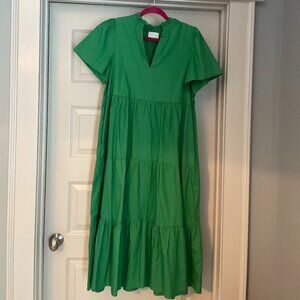 green dress